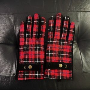 Beautiful Red Black Pattern Gloves